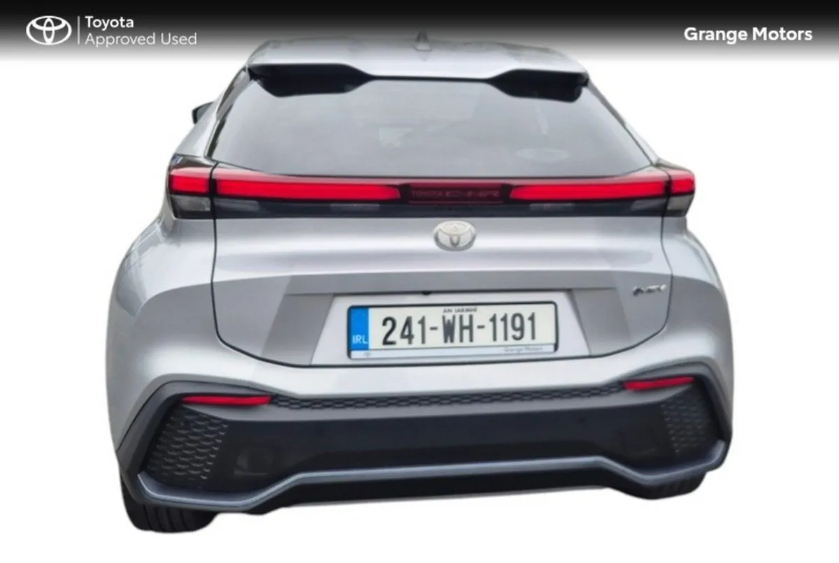 Toyota C-HR SUV, Petrol Hybrid, 2024, Silver
