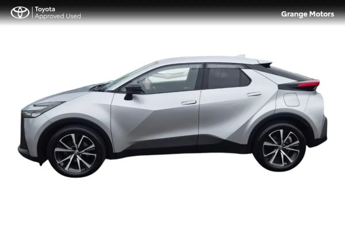 Toyota C-HR SUV, Petrol Hybrid, 2024, Silver