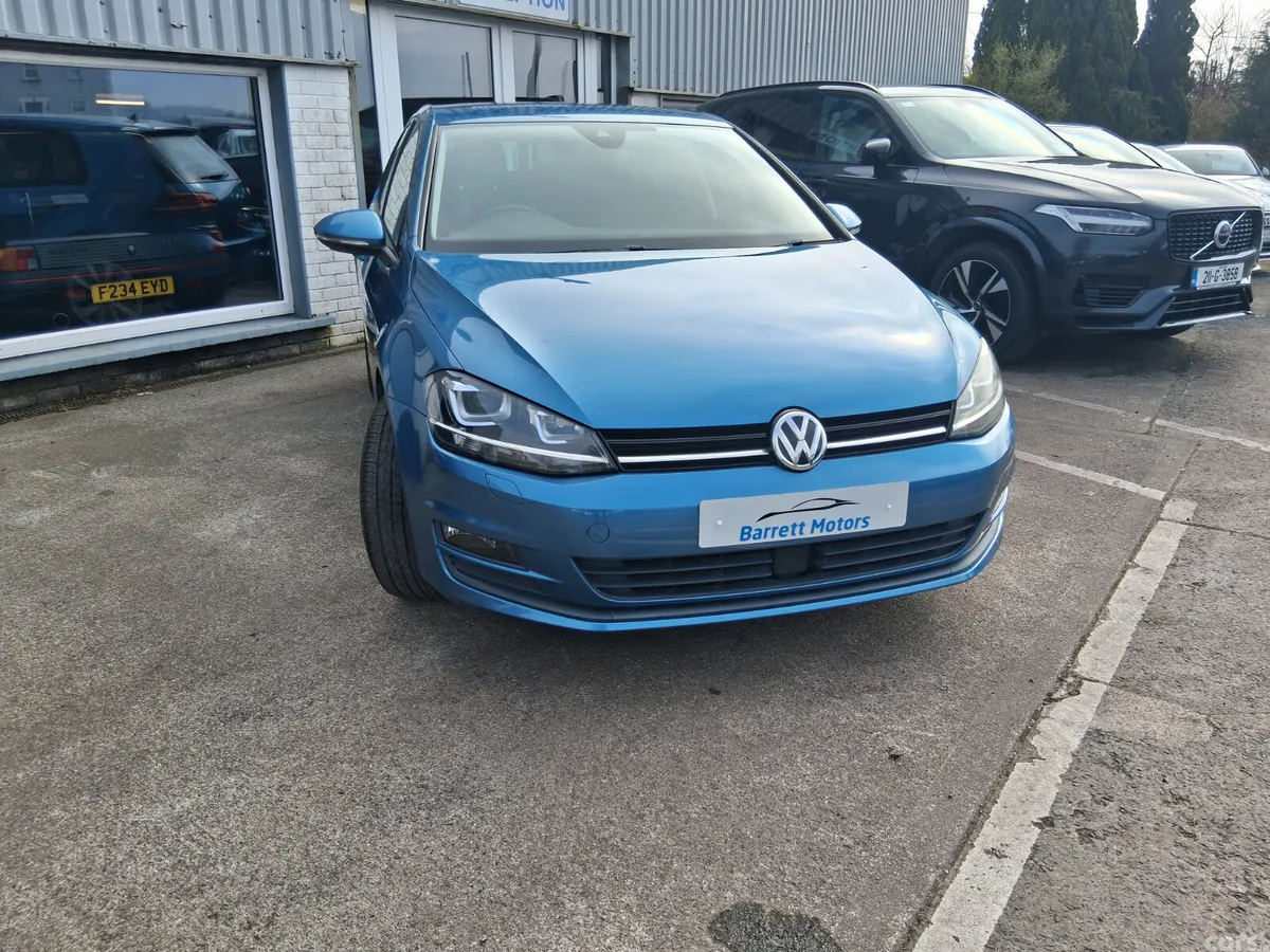 Volkswagen Golf Hatchback, Petrol, 2017, Blue
