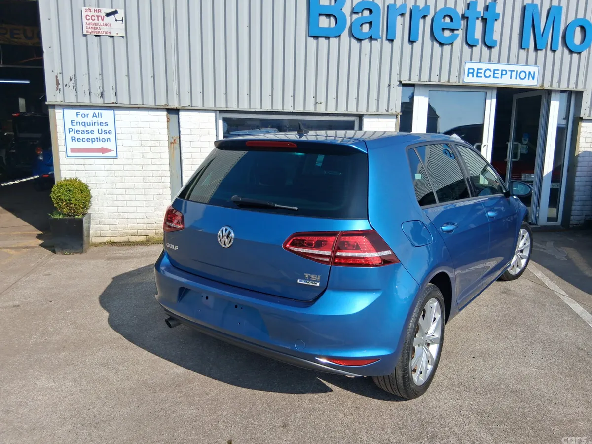 Volkswagen Golf Hatchback, Petrol, 2017, Blue