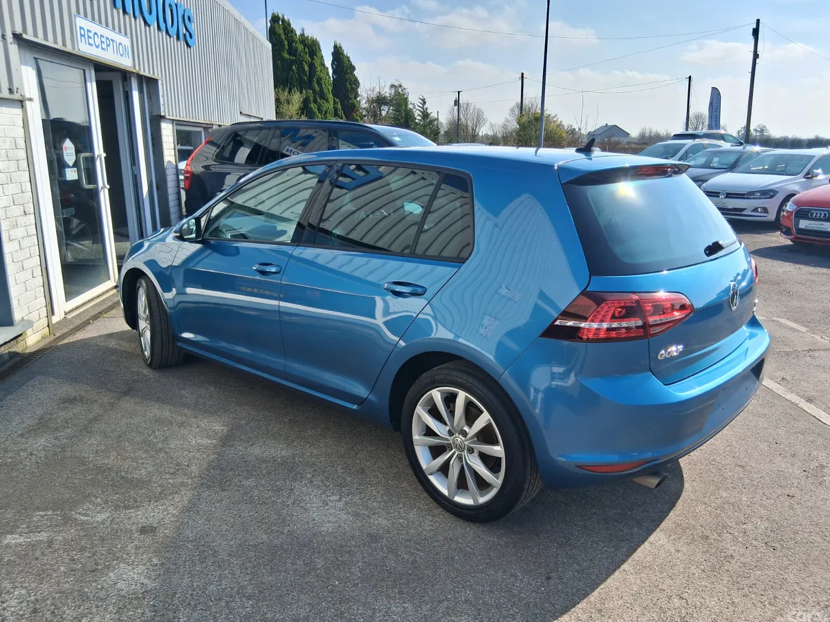 Volkswagen Golf Hatchback, Petrol, 2017, Blue
