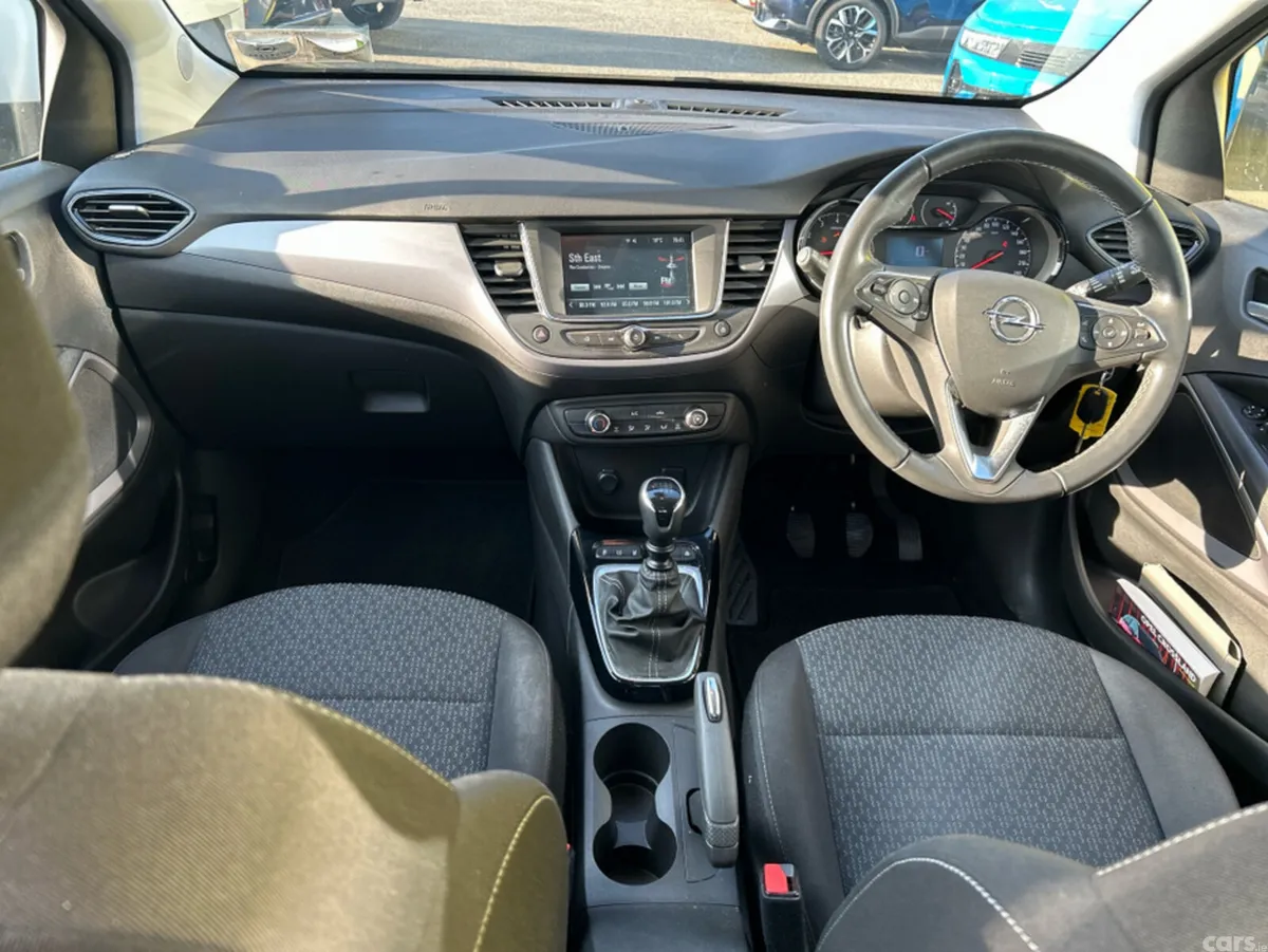 Opel Crossland X MPV, Diesel, 2022, Grey