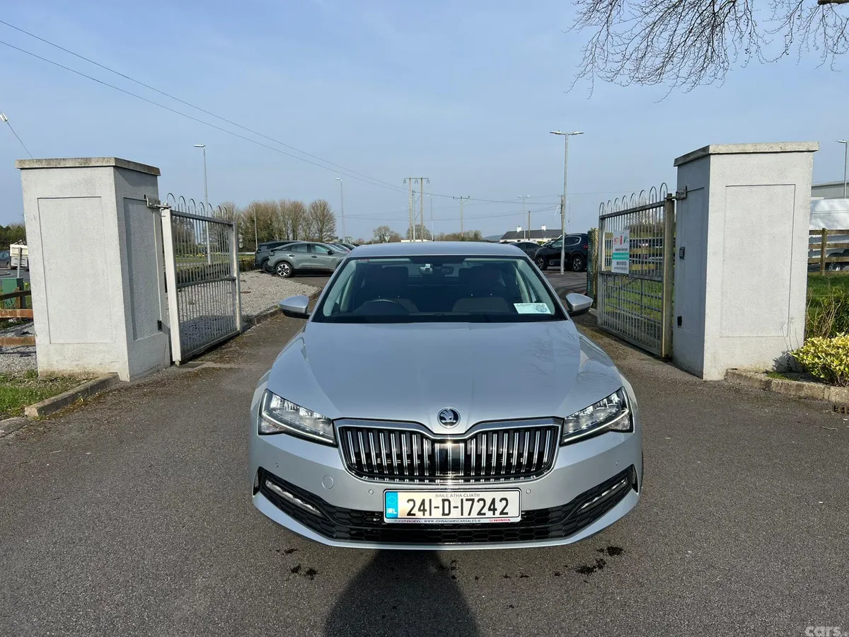 Skoda Superb Saloon, Diesel, 2024, Grey