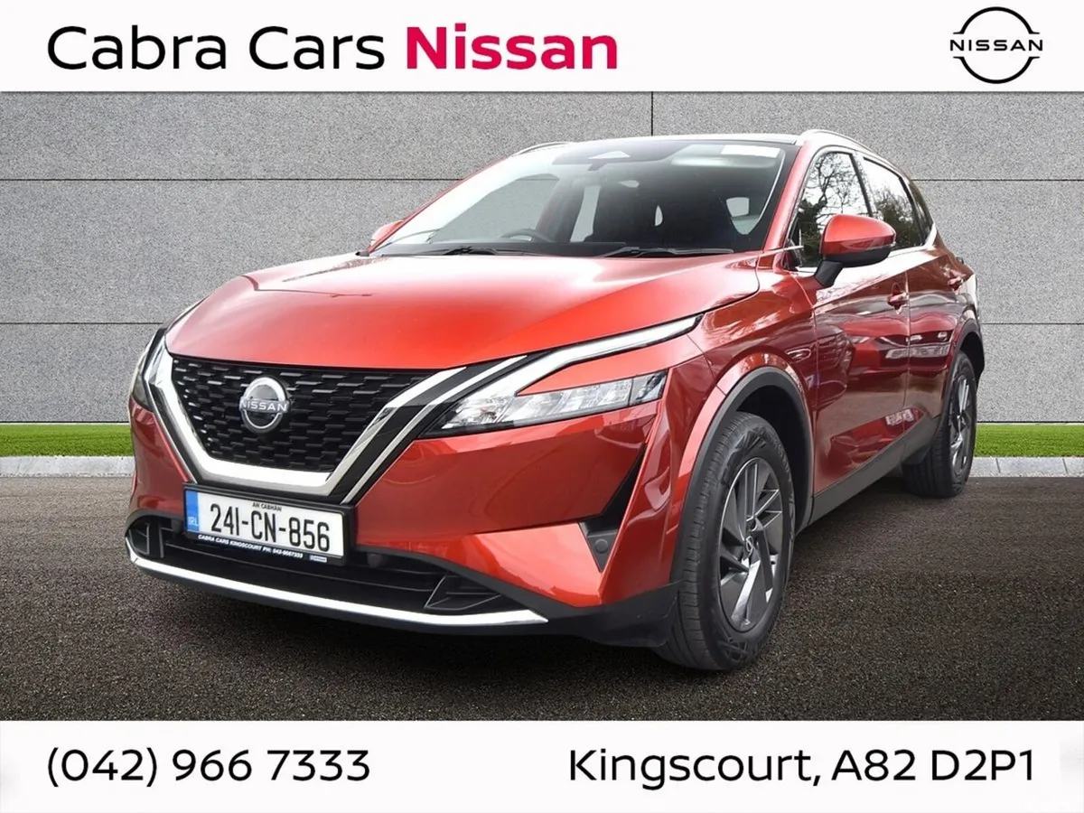 Nissan Qashqai MPV, Petrol, 2024, Red