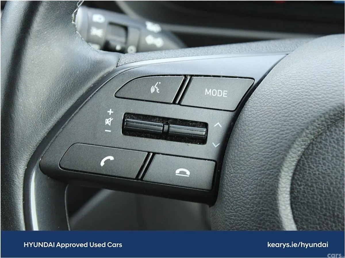 Hyundai i20 Hatchback, Petrol, 2024, Black