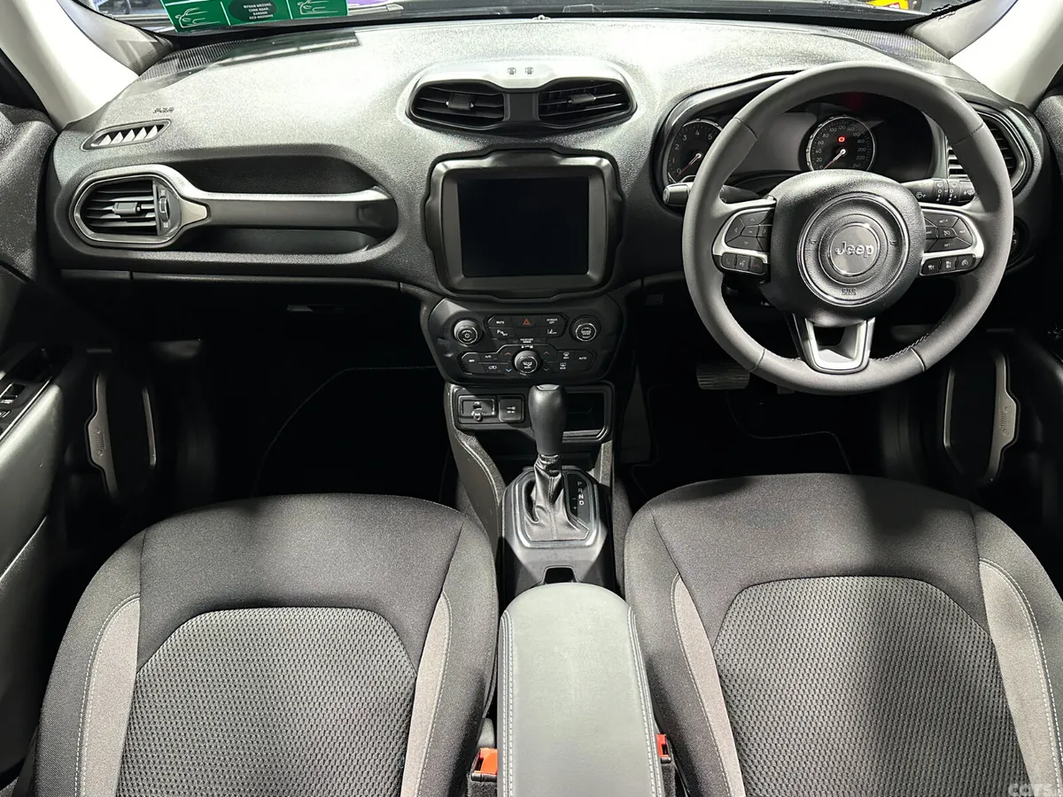 Jeep Renegade SUV, Petrol Hybrid, 2024, Grey