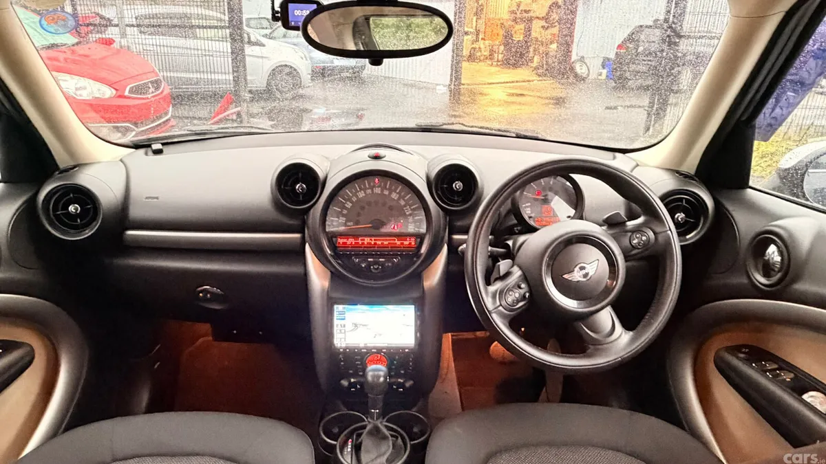 Mini Cooper Hatchback, Diesel, 2015, Blue