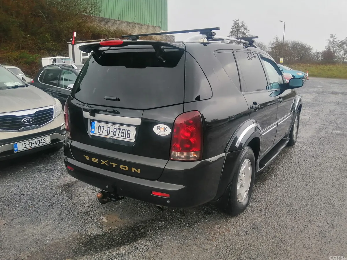 SsangYong Rexton SUV, Diesel, 2007, Black