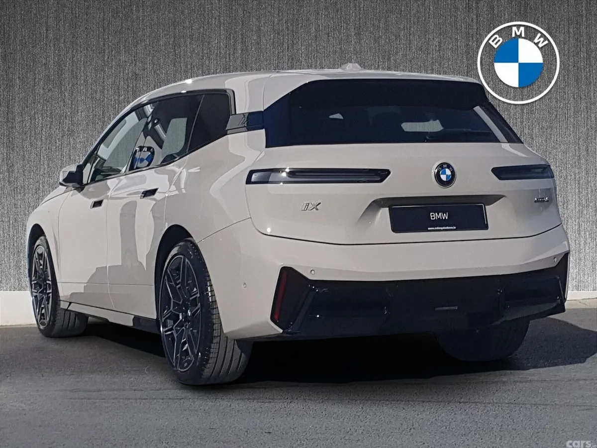 BMW iX SUV, Electric, 2026, Grey