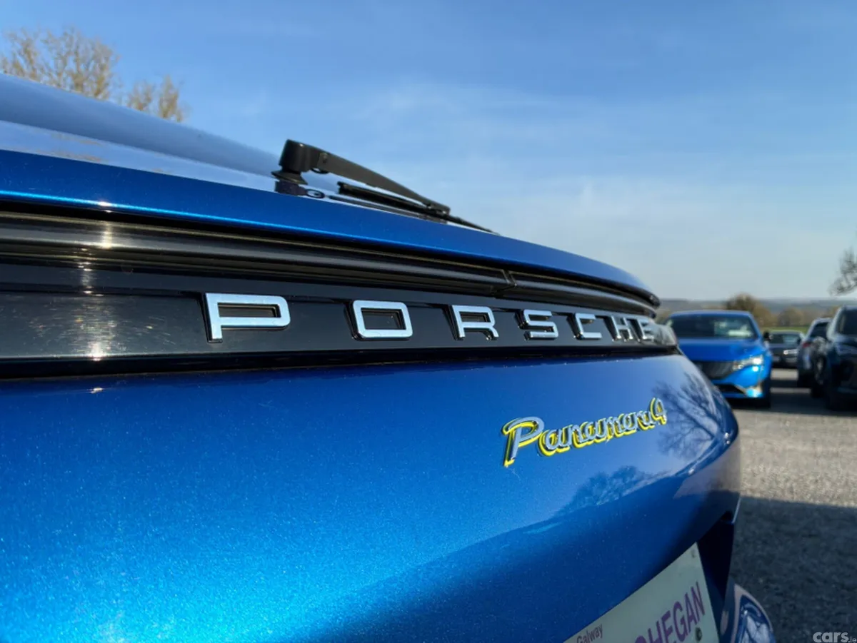 Porsche Panamera Hatchback, Petrol Hybrid, 2018, Blue