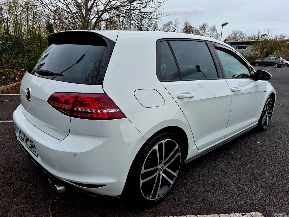 Volkswagen Golf Hatchback, Diesel, 2013, White