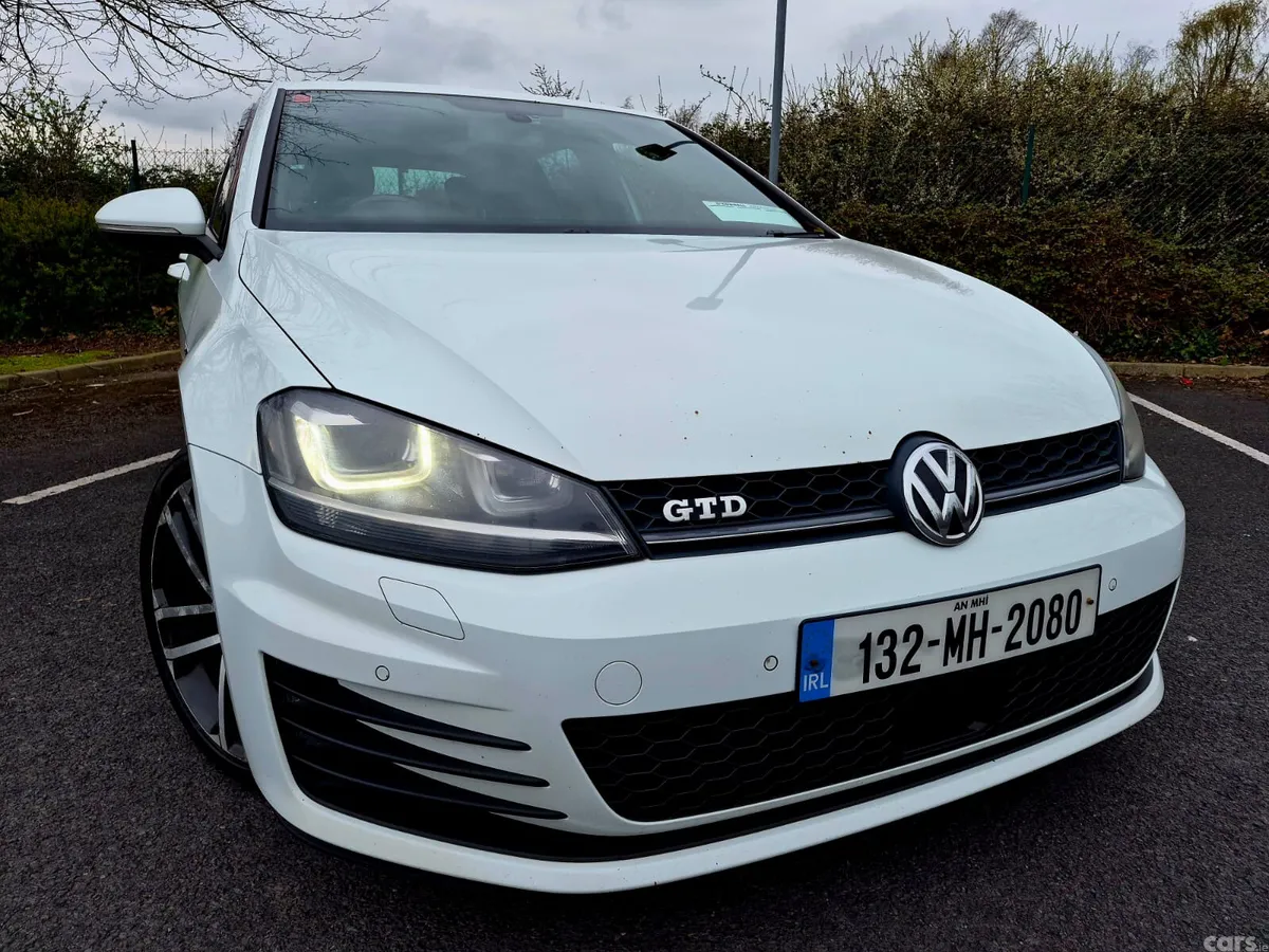 Volkswagen Golf Hatchback, Diesel, 2013, White