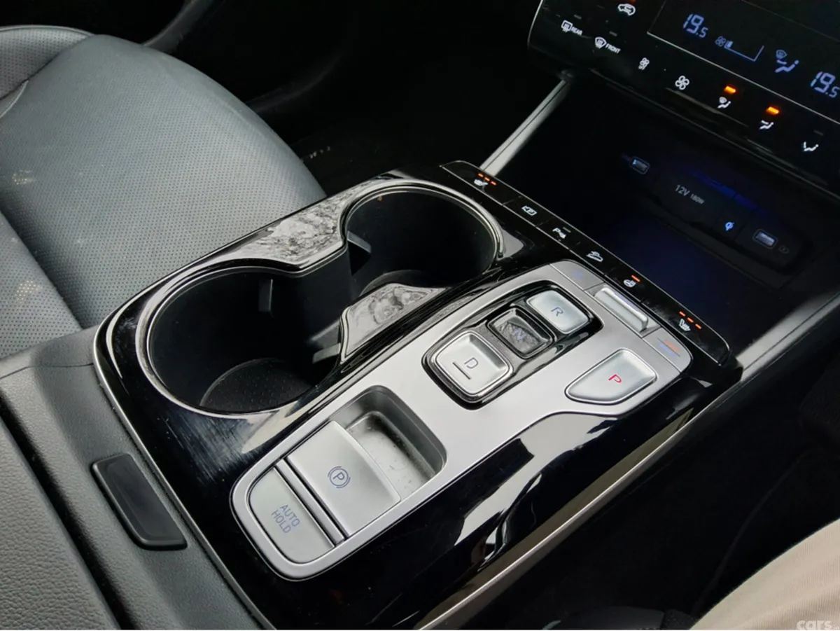 Hyundai Tucson SUV, Petrol Plug-in Hybrid, 2023, Silver