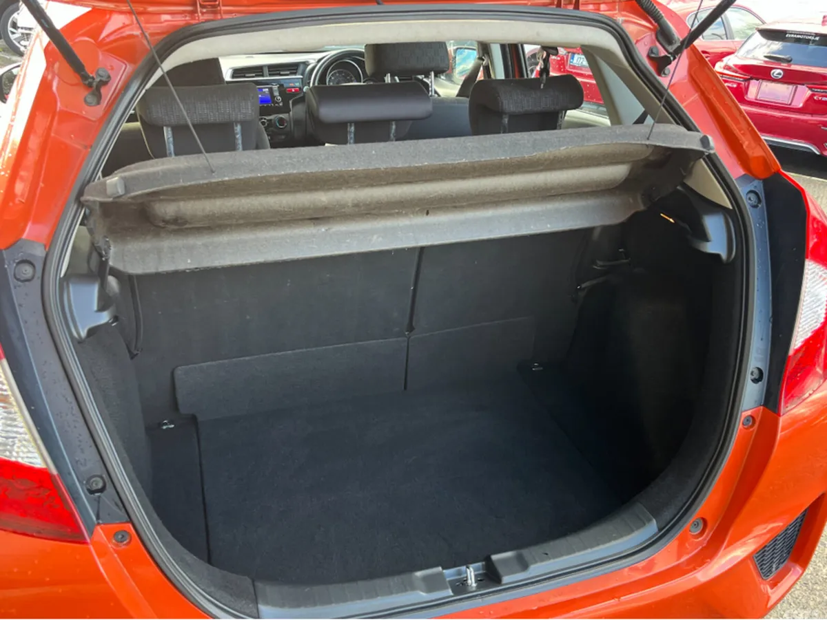 Honda Jazz Hatchback, Petrol, 2017, Orange