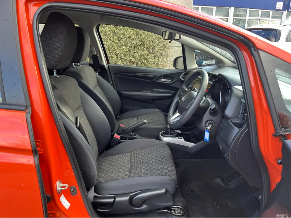 Honda Jazz Hatchback, Petrol, 2017, Orange