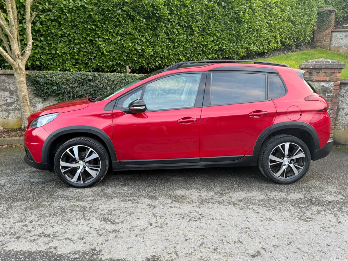 Peugeot 2008 Hatchback, Diesel, 2019, Red