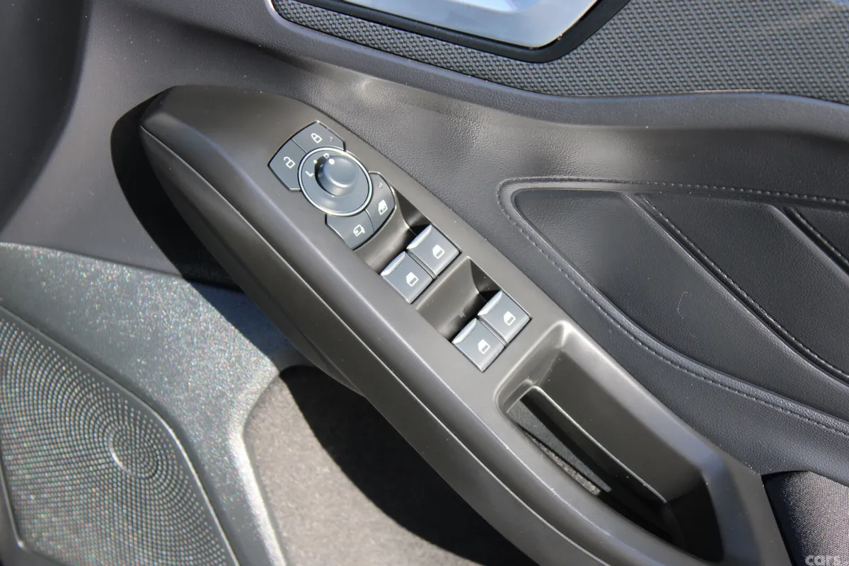 Ford Focus Hatchback, Diesel, 2024, Grey
