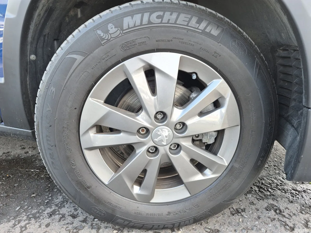 Peugeot Rifter MPV, Diesel, 2022, Blue