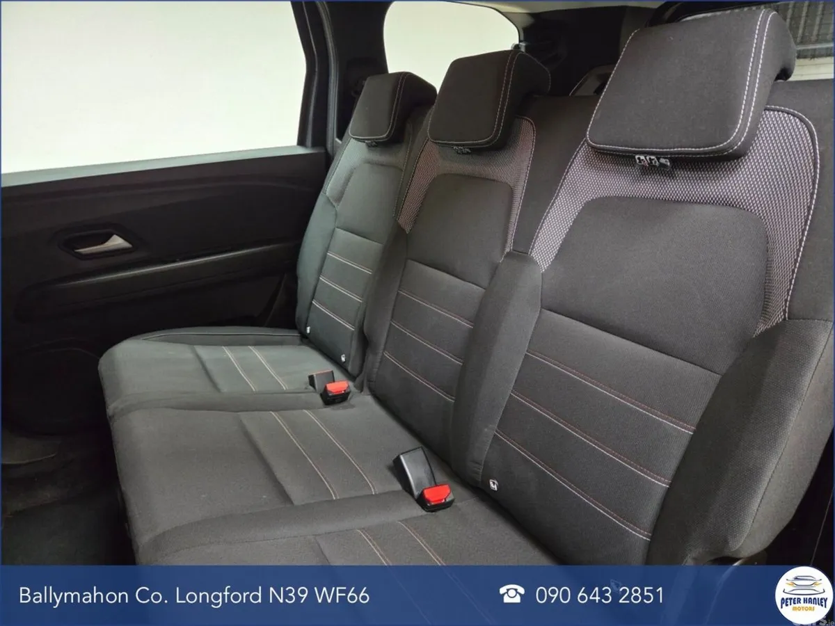 Dacia Jogger MPV, Petrol, 2023, Grey