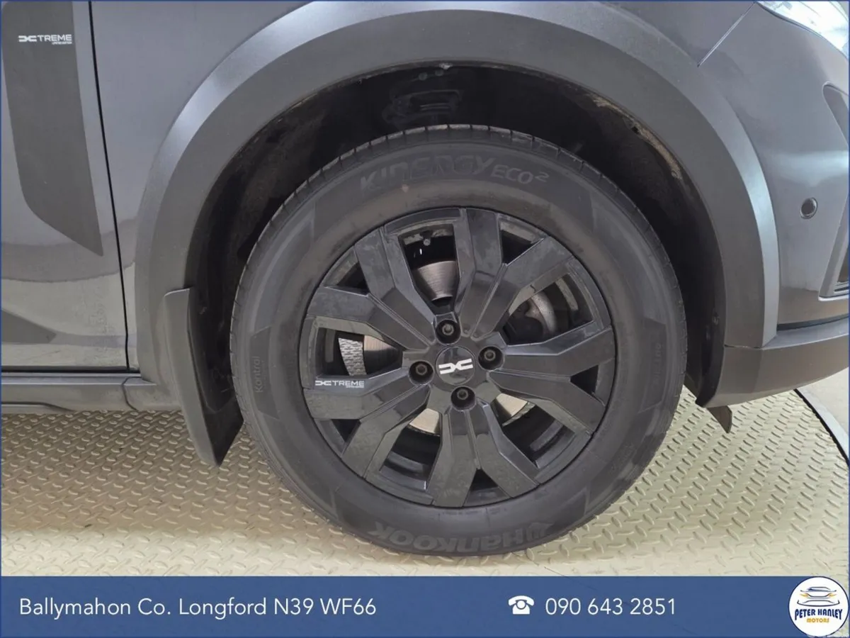 Dacia Jogger MPV, Petrol, 2023, Grey
