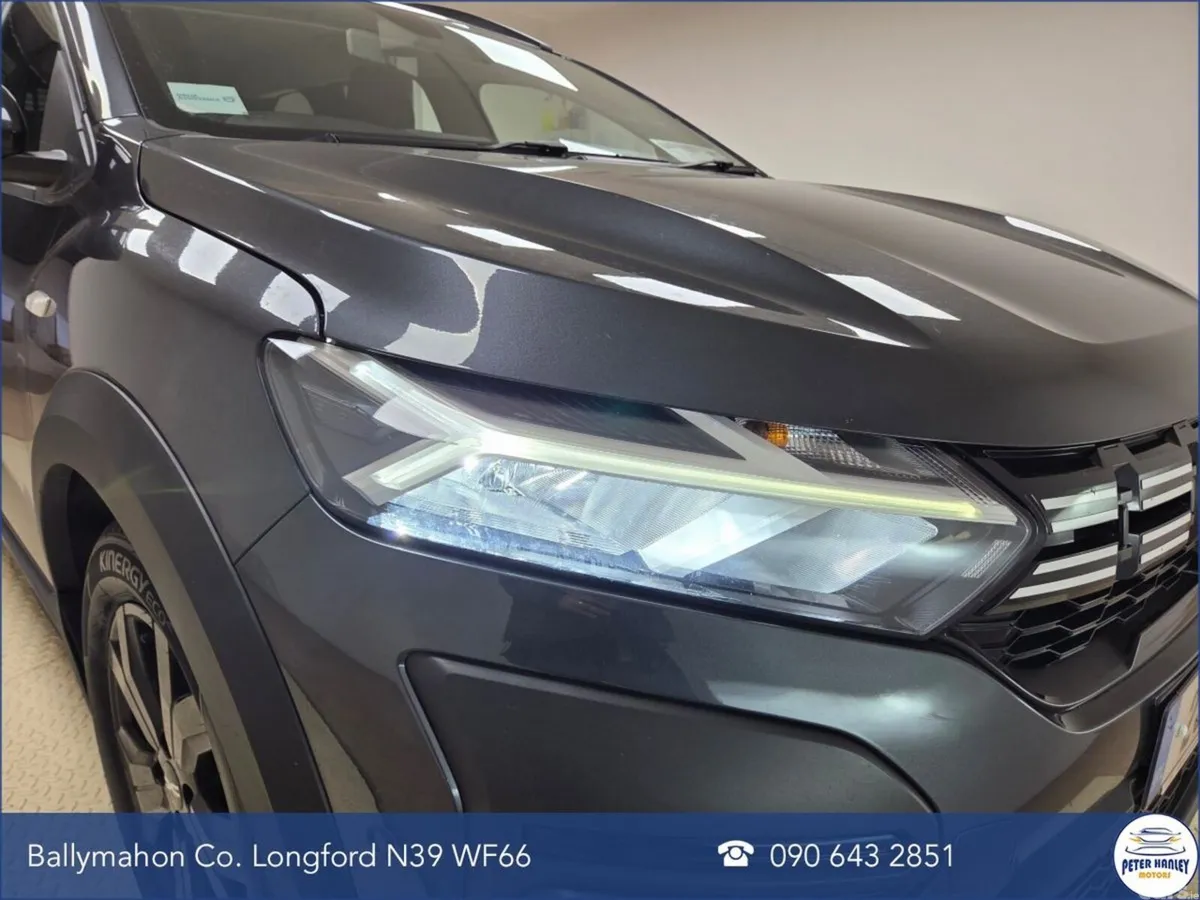 Dacia Jogger MPV, Petrol, 2023, Grey