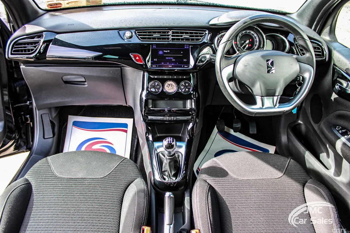 Citroen DS 3 Hatchback, Diesel, 2016, Black