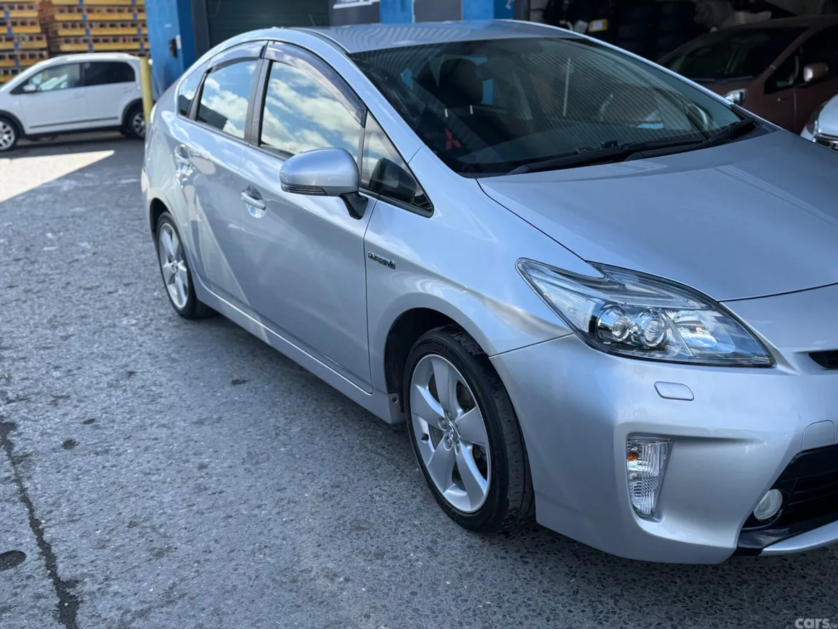 Toyota Prius Hatchback, Petrol Hybrid, 2014, Silver