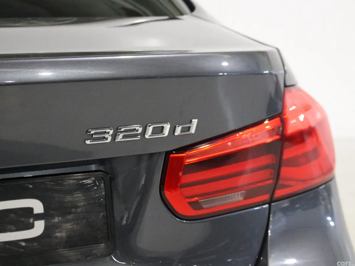 BMW 3-Series Saloon, Diesel, 2018, Grey