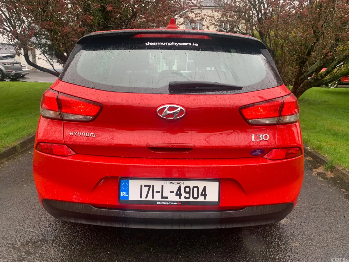 Hyundai i30 Hatchback, Petrol, 2017, Red