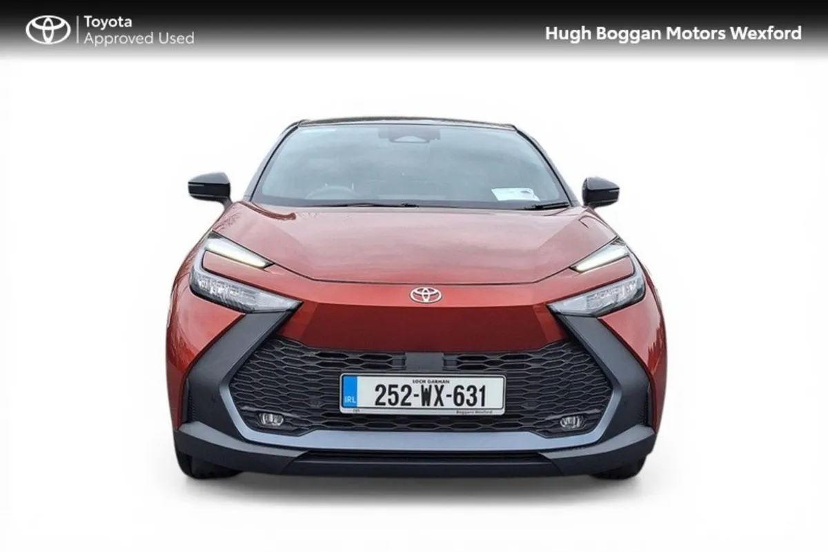 Toyota C-HR SUV, Petrol Hybrid, 2025, Brown