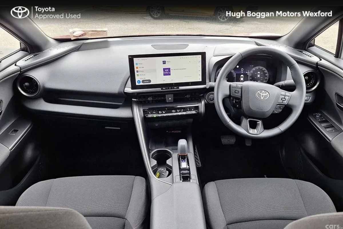 Toyota C-HR SUV, Petrol Hybrid, 2025, Brown