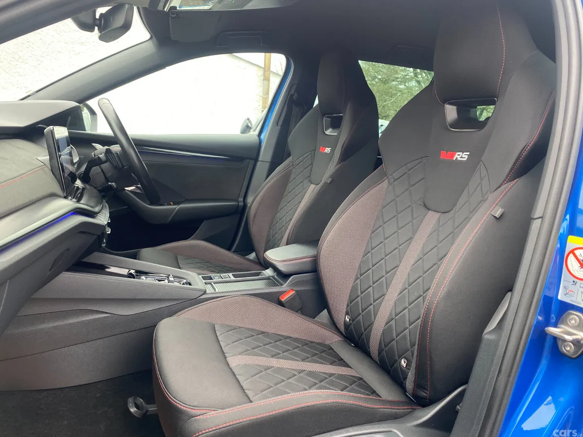 Skoda Octavia Estate, Diesel, 2022, Blue