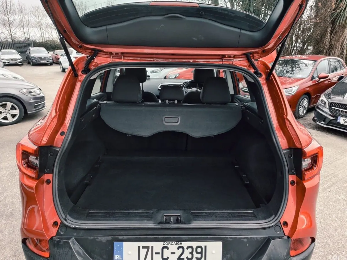 Renault Kadjar SUV, Diesel, 2017, Red