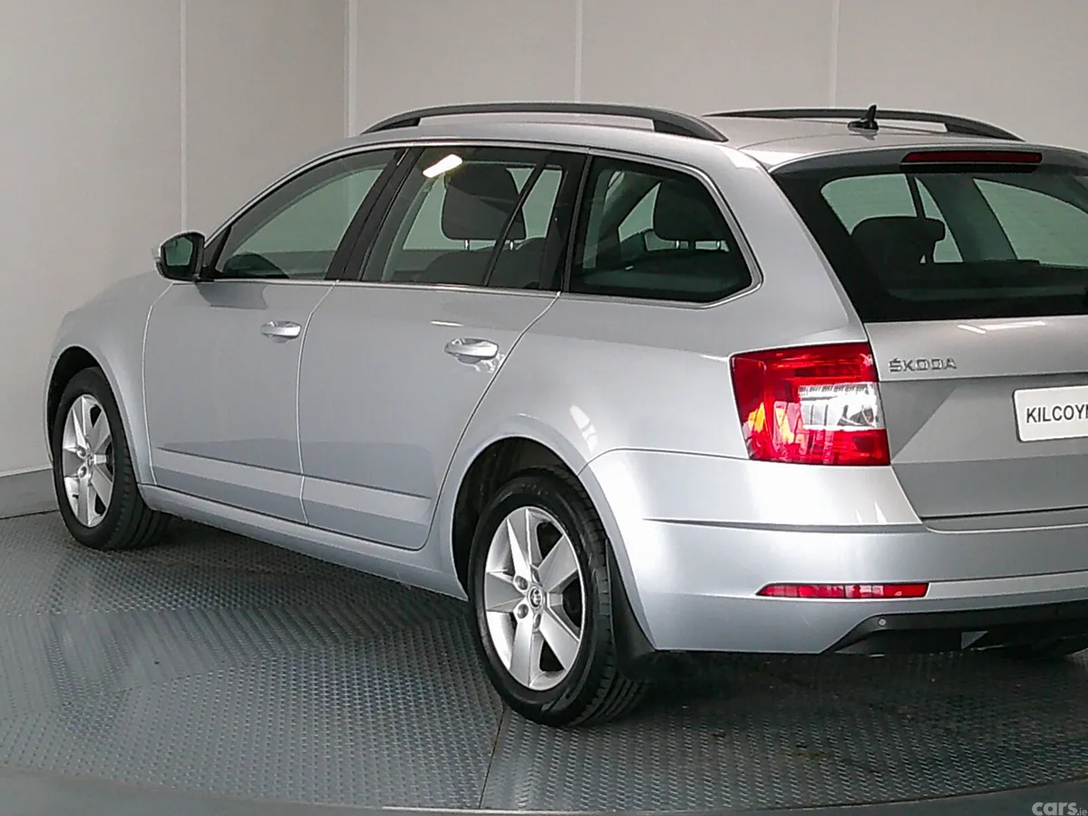 Skoda Octavia Unknown, Unknown, 2020, Grey