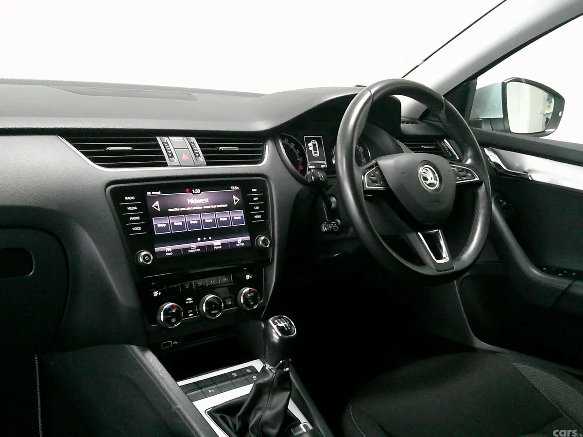 Skoda Octavia Unknown, Unknown, 2020, Grey