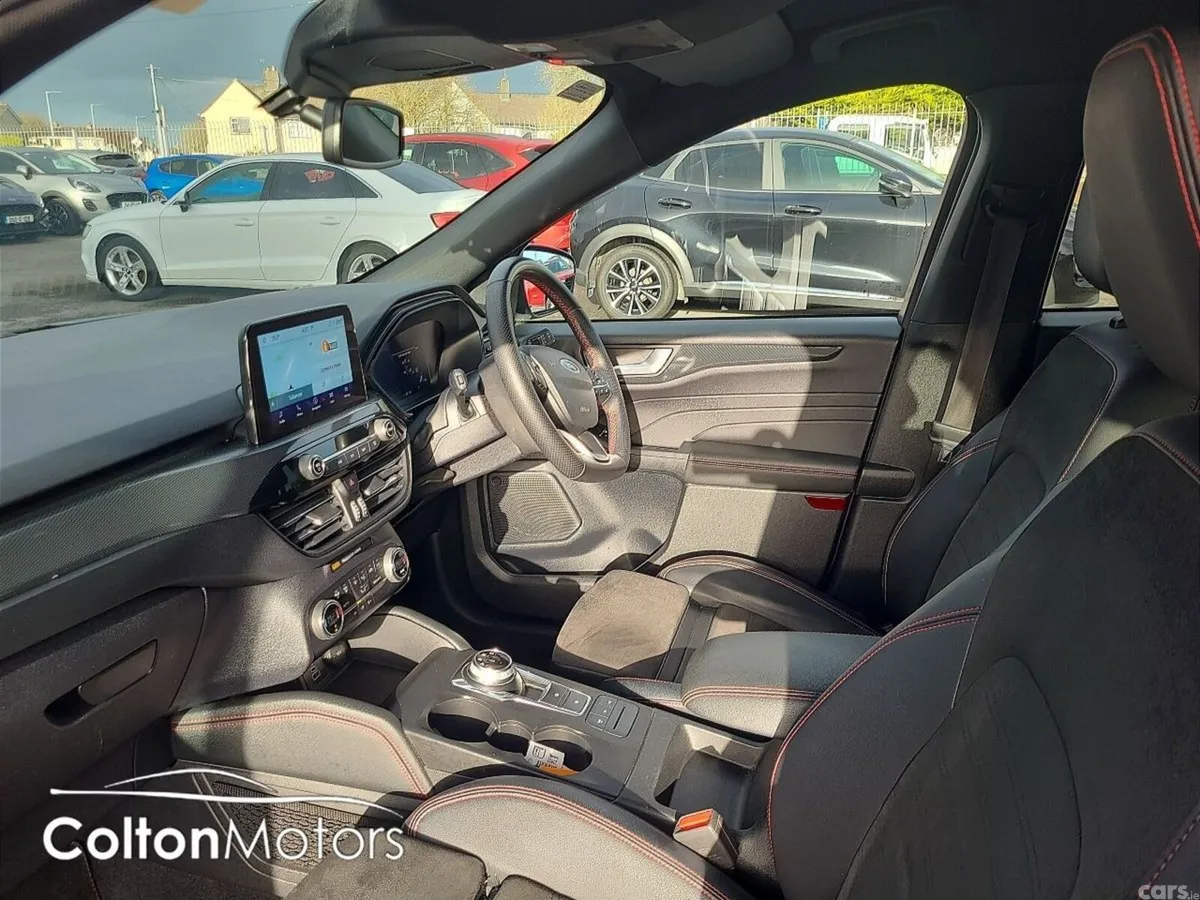 Ford Kuga SUV, Petrol Plug-in Hybrid, 2023, Black