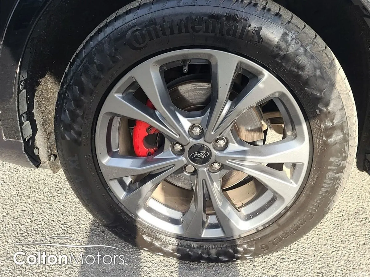 Ford Kuga SUV, Petrol Plug-in Hybrid, 2023, Black
