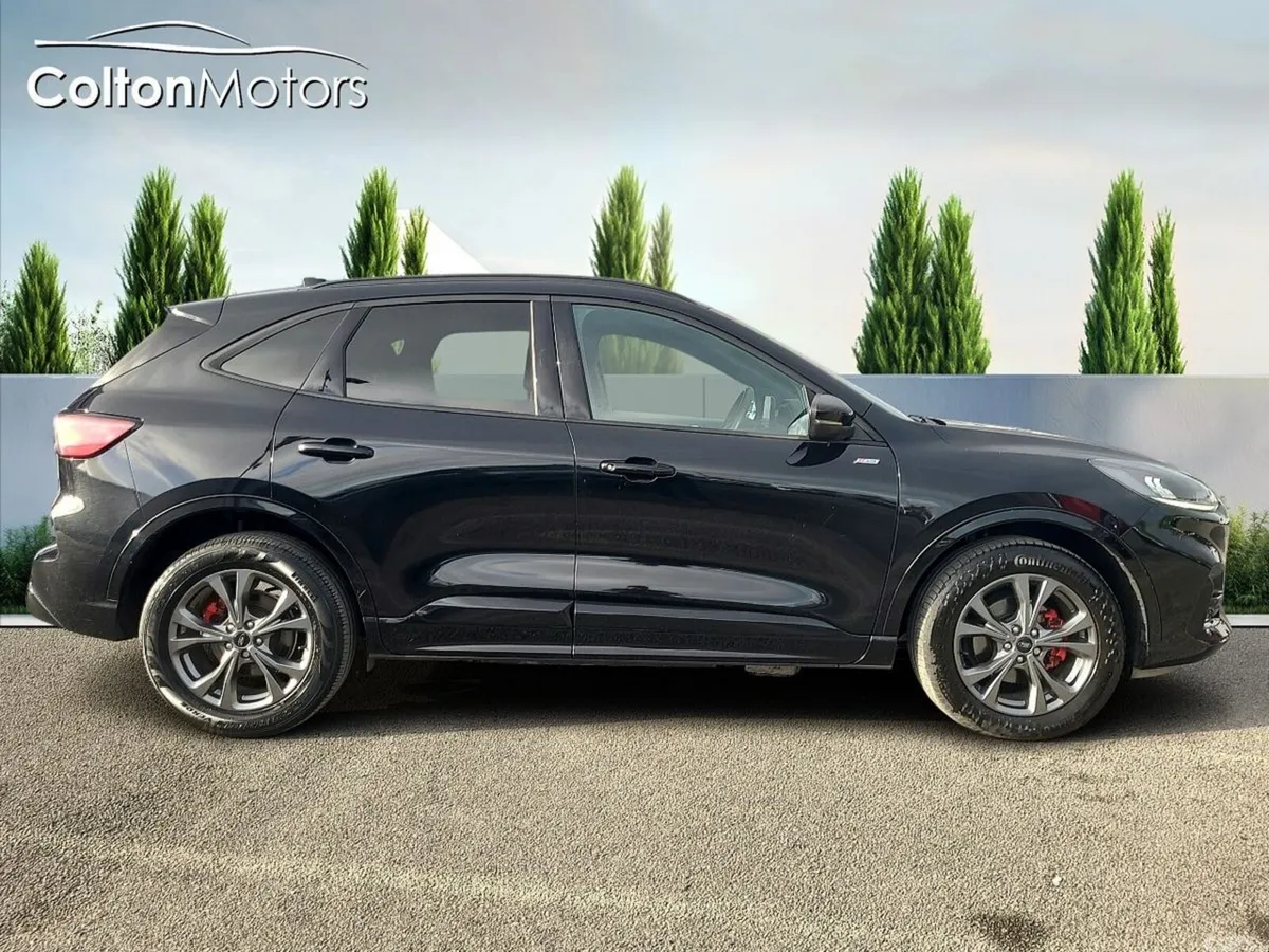 Ford Kuga SUV, Petrol Plug-in Hybrid, 2023, Black