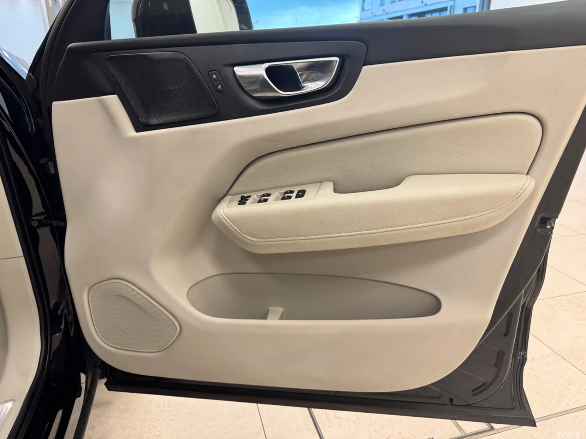 Volvo XC60 SUV, Diesel, 2021, Black