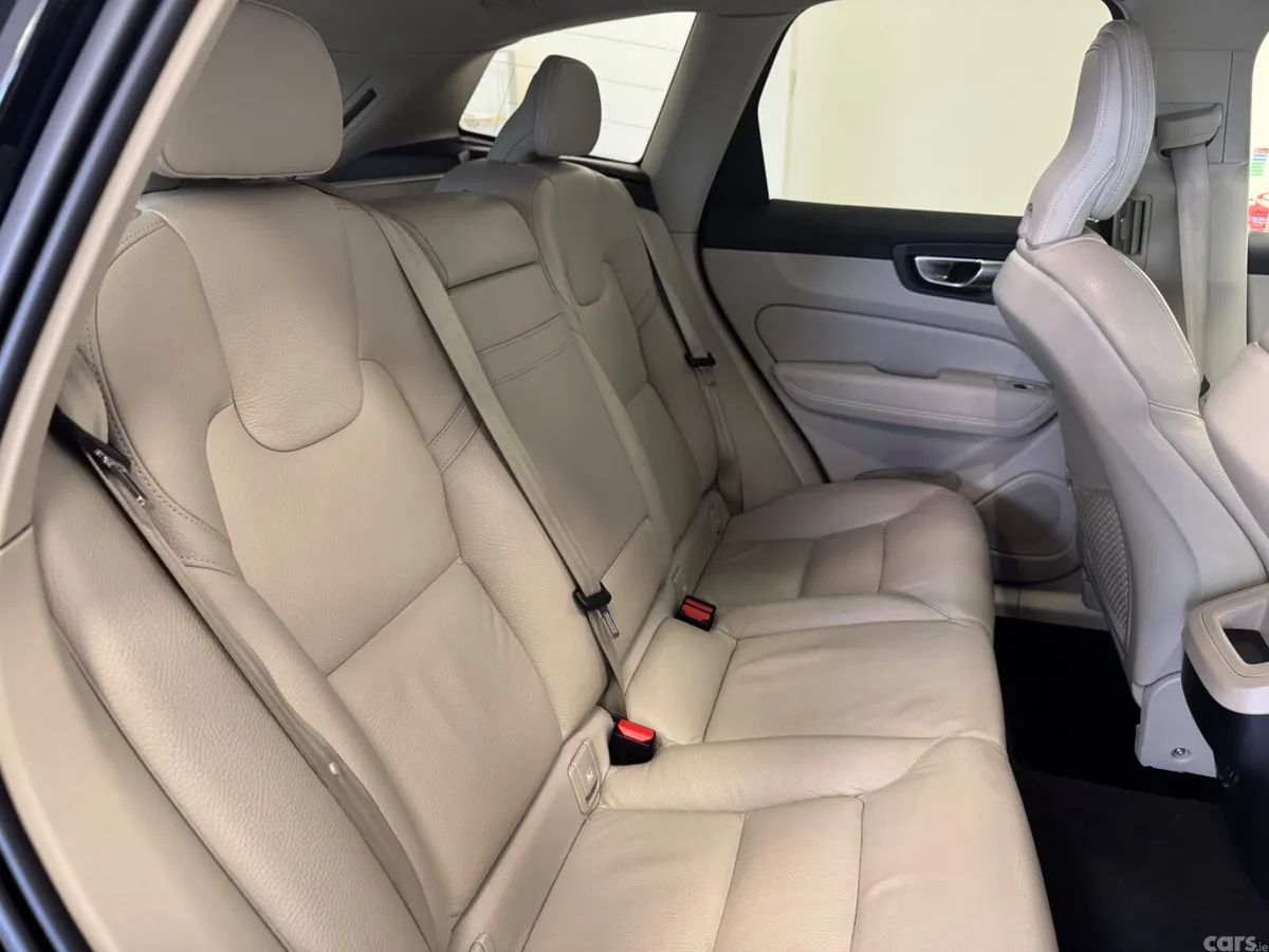 Volvo XC60 SUV, Diesel, 2021, Black