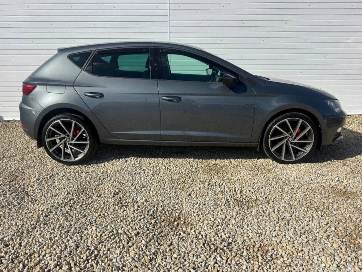 SEAT Leon Hatchback, Diesel, 2018, Grey