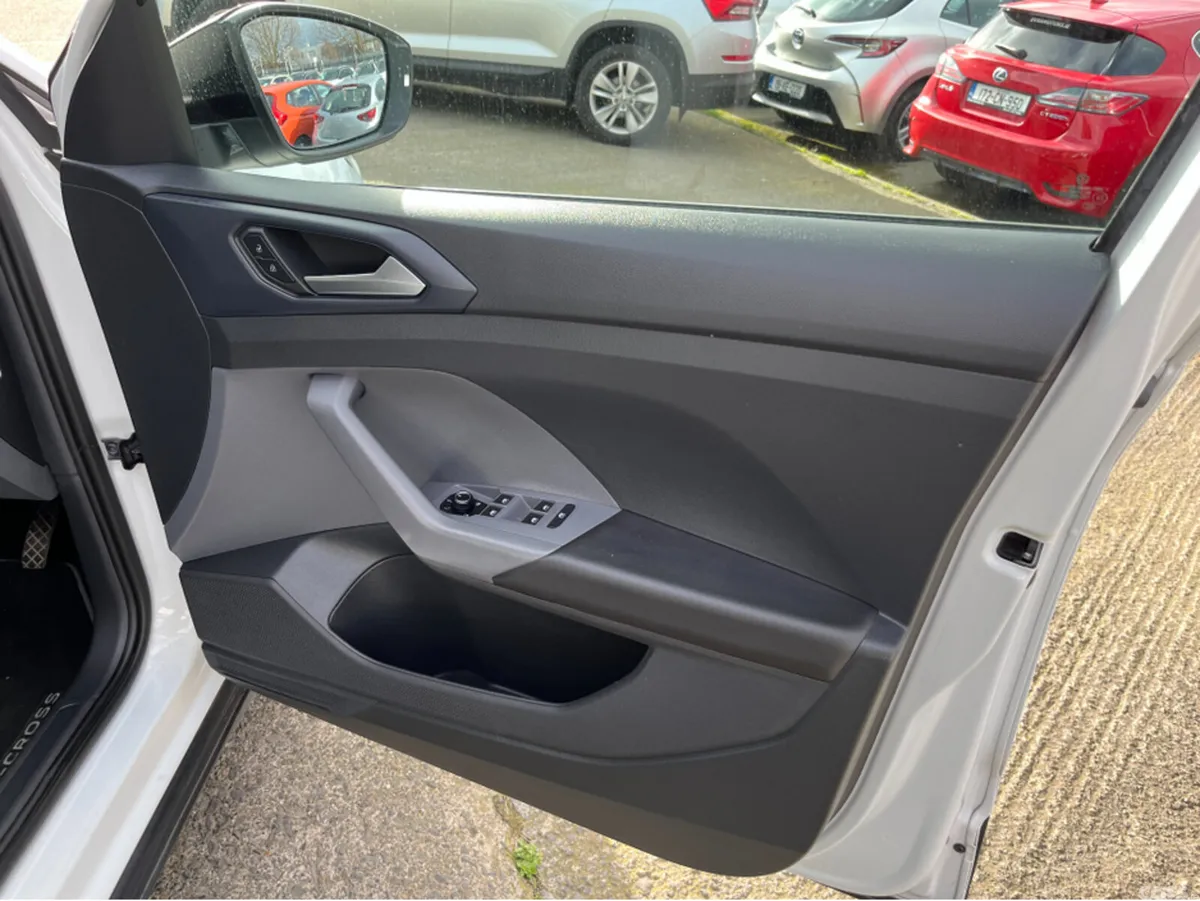 Volkswagen T-Cross SUV, Petrol, 2021, Blue