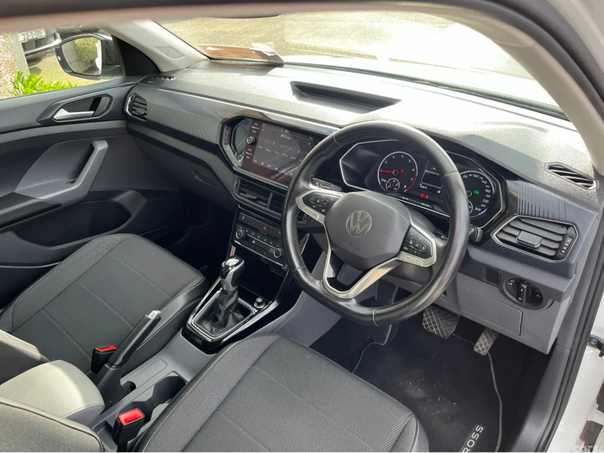Volkswagen T-Cross SUV, Petrol, 2021, Blue