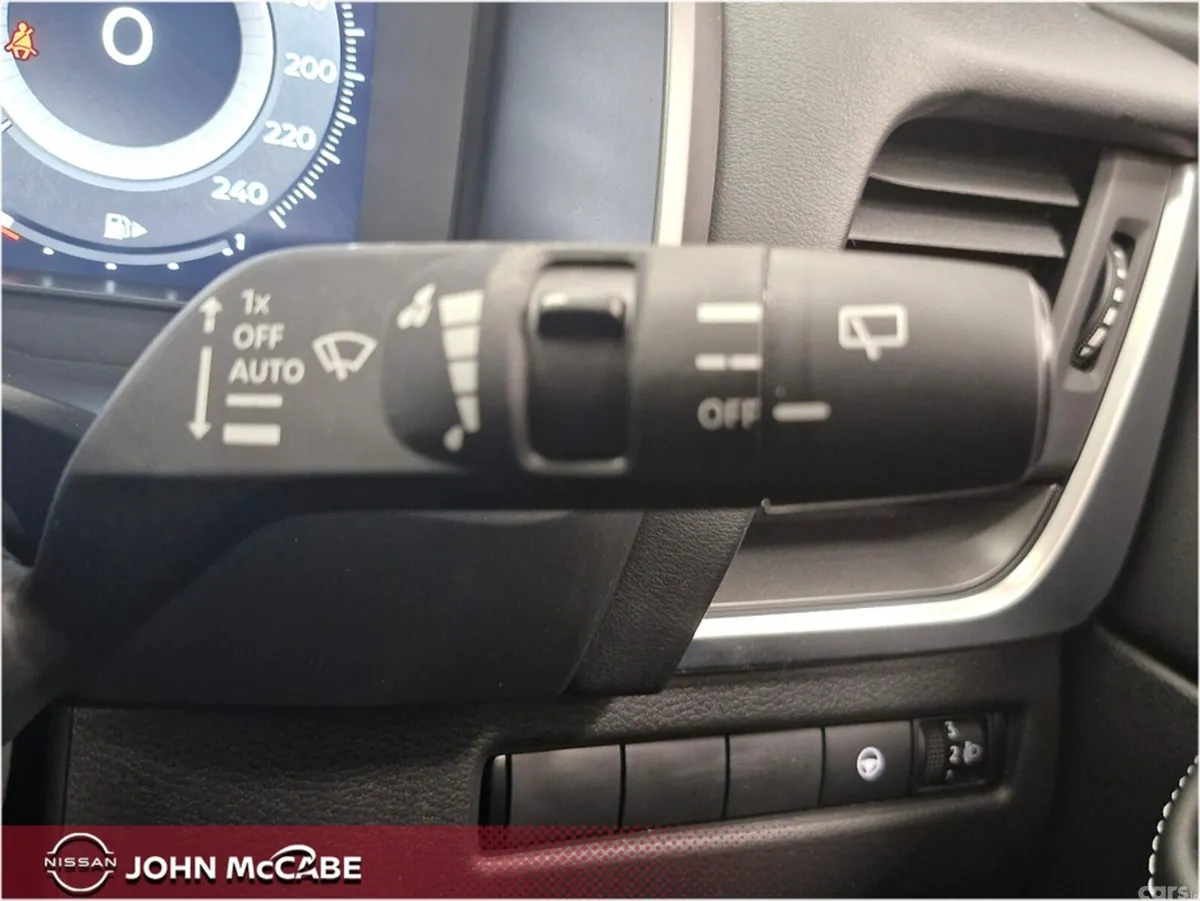 Nissan Qashqai MPV, Petrol Hybrid, 2025, Black