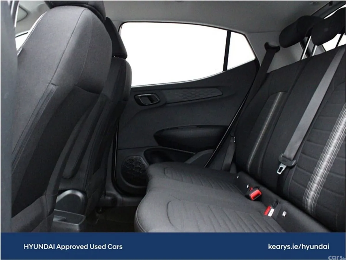 Hyundai i10 Hatchback, Petrol, 2024, Grey
