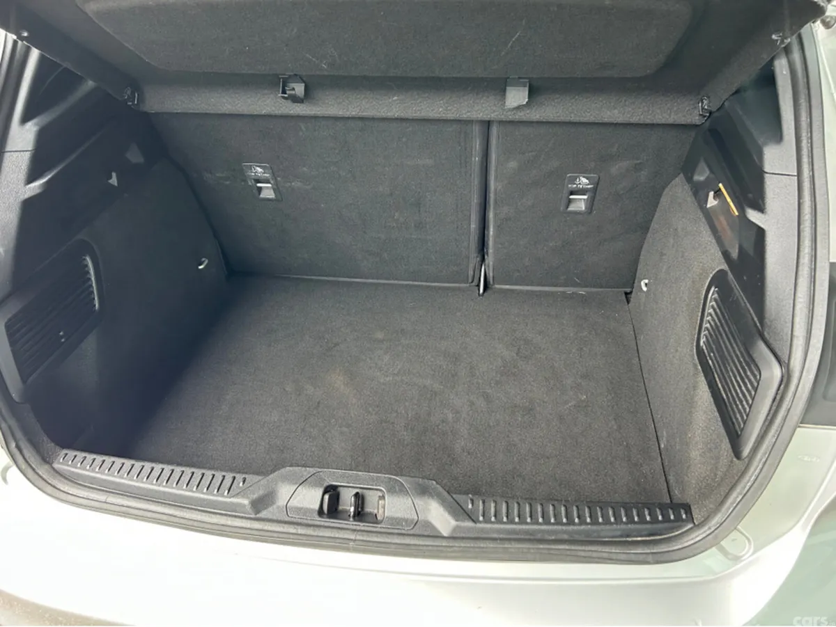 Ford Focus Hatchback, Petrol, 2020, Grey