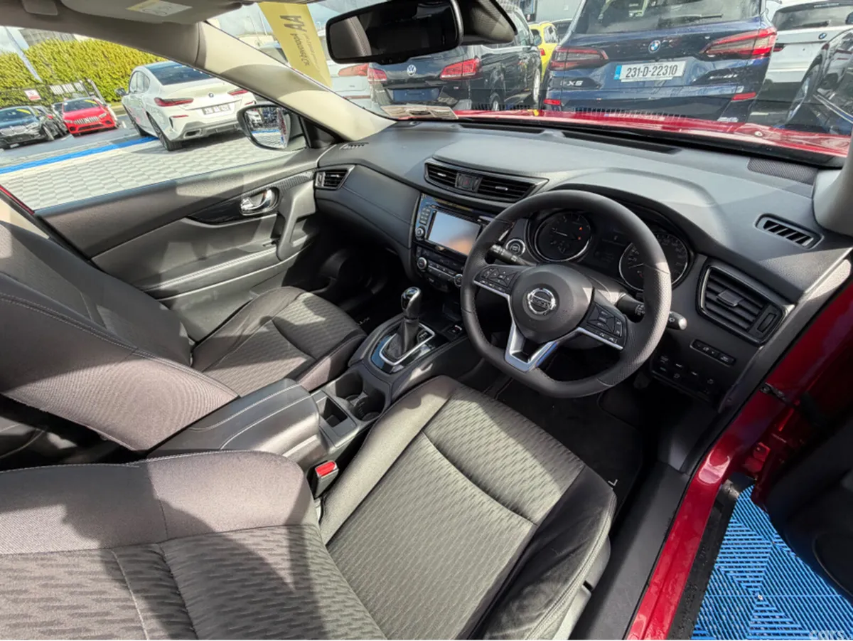 Nissan X-Trail SUV, Diesel, 2020, Red