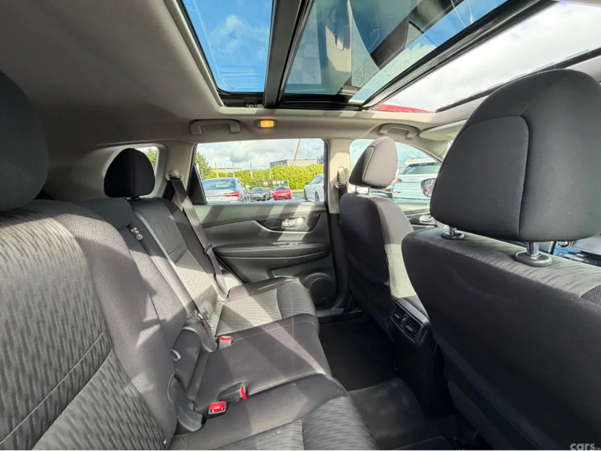 Nissan X-Trail SUV, Diesel, 2020, Red