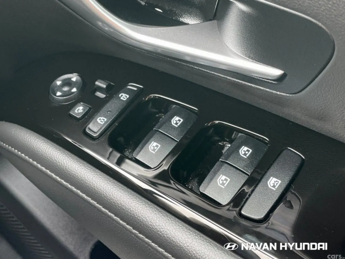 Hyundai Tucson SUV, Diesel, 2025, Red