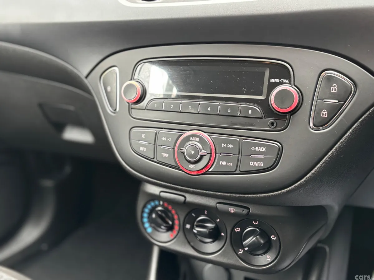 Opel Corsa Hatchback, Petrol, 2016, White